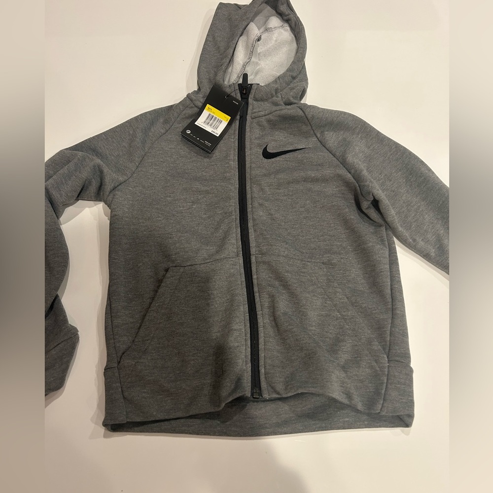 Nike Drifit Hoodie. youth boys size small . brand new with tags .